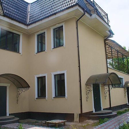 Little Shangri-La Almaty Exterior photo