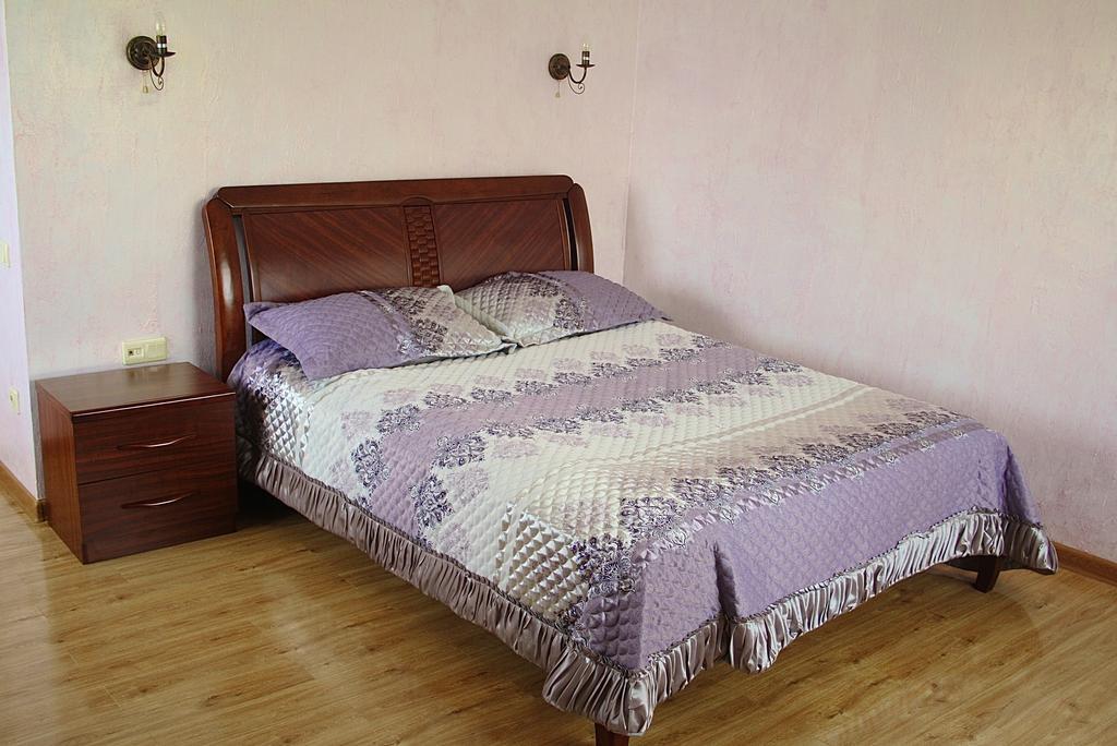 Little Shangri-La Almaty Room photo